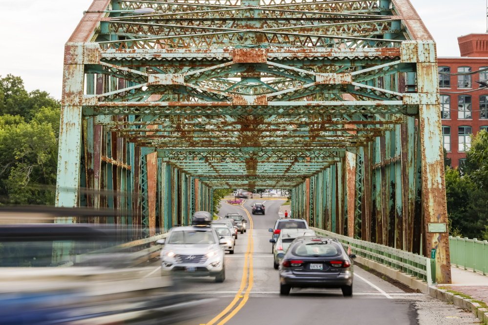 Vehicles that exceed the weight limit will have to detour east on Route 1 to the Brunswick-Topsham Bypass, where Route 196 crosses the Androscoggin River.