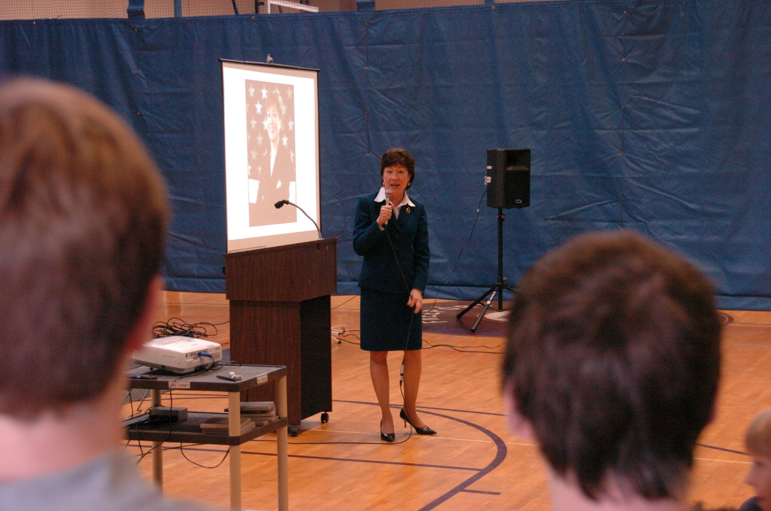 n-CLOfptcollins-111909.jpg