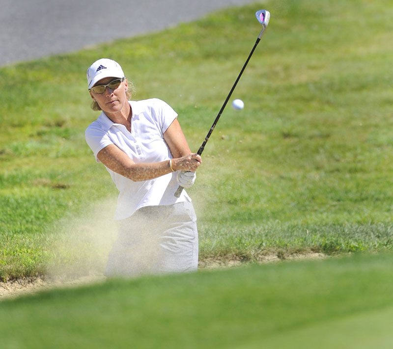 Kristin Kannegieser hits out of the trap on the 14th hole during the second round of the tournament.