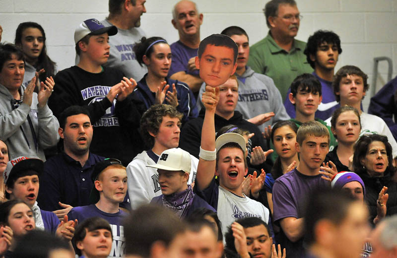 Photo by Michael G. Seamans Game action from Eastern Class B boys playoff game at Nokomis High School in Newport Wednesday night. Nokomis defeated Waterville 50-49 in overtime..