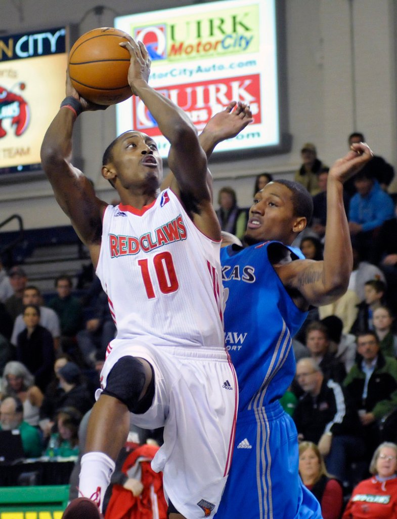 Kenny Hayes just missed a triple-double Sunday against Chris Roberts and the Texas Legends, finishing with 17 points, 10 assists and eight rebounds.