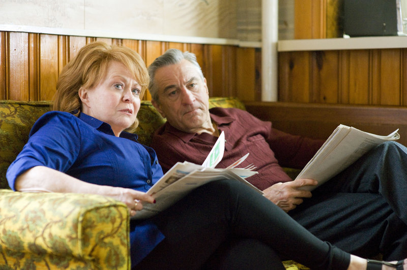 Jacki Weaver and Robert De Niro are Pat’s parents.