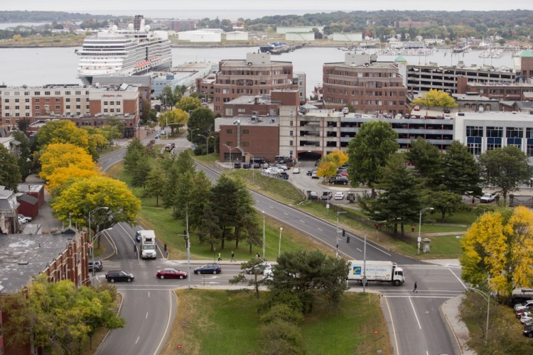 Franklin Street is a four-lane divided street that runs across the city from Interstate 295 to Portland Harbor. 