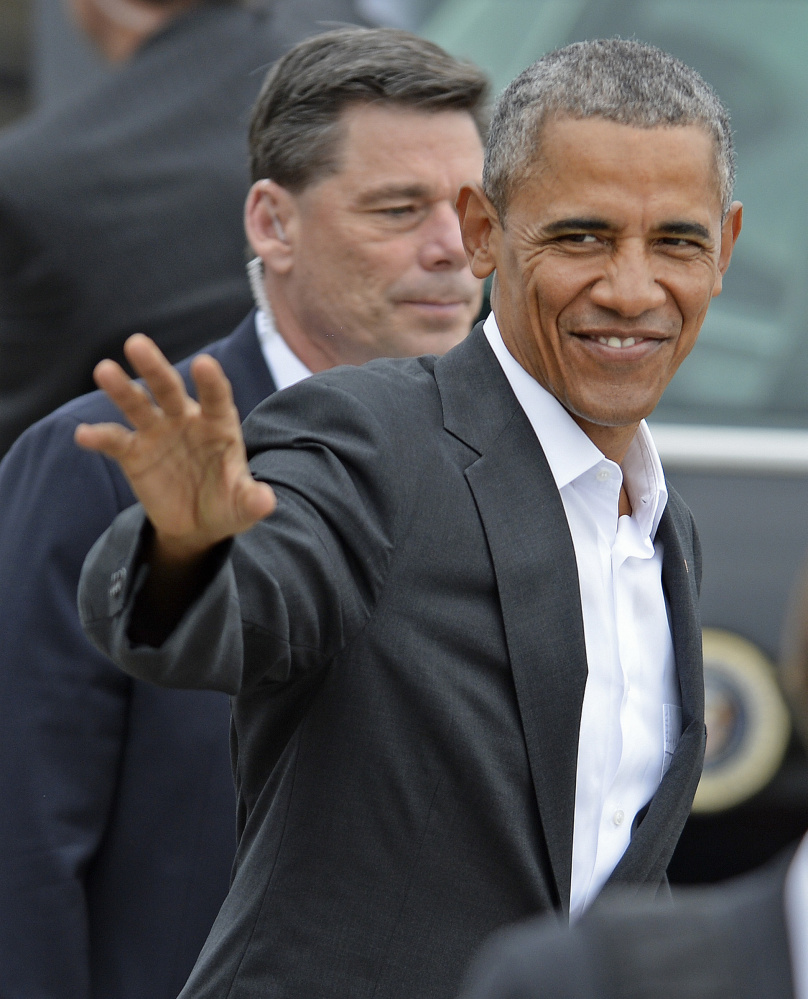 President Obama leaves for a town hall meeting in Baton Rouge, La., on Thursday.