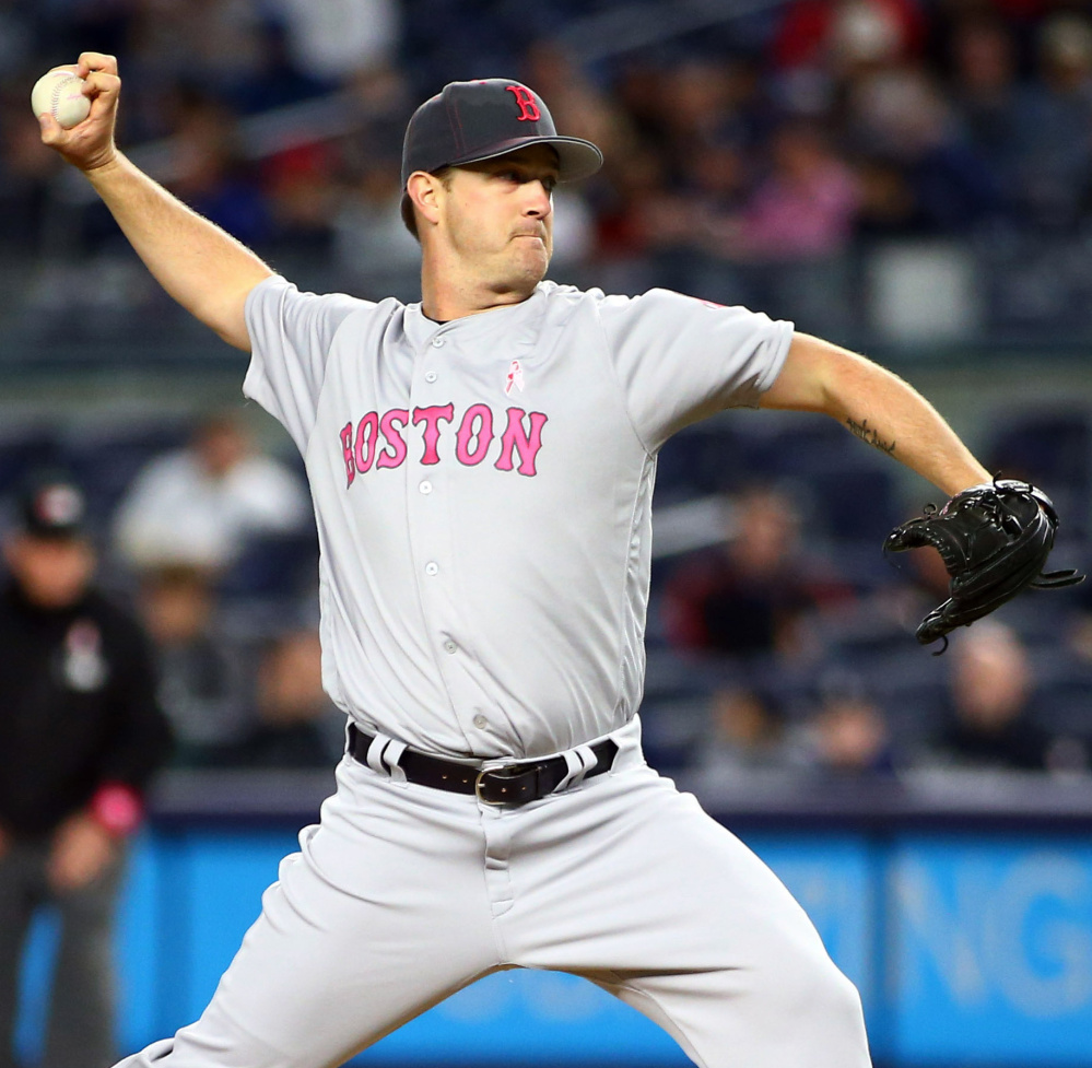 Steven Wright became the first Red Sox pitcher to throw a complete game this season, needing just 101 pitchers to breeze through the Yankees' lineup.