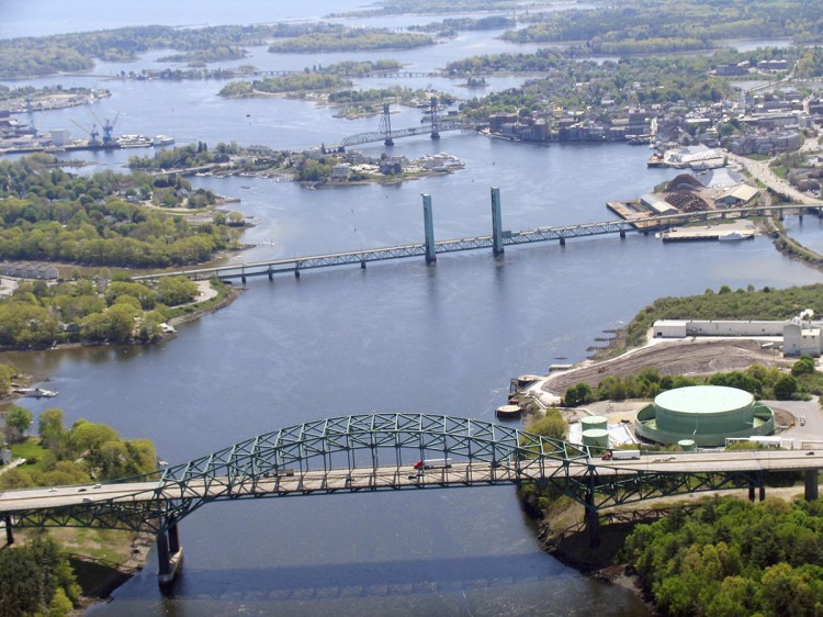 The Sarah Mildred Long Bridge in 2011