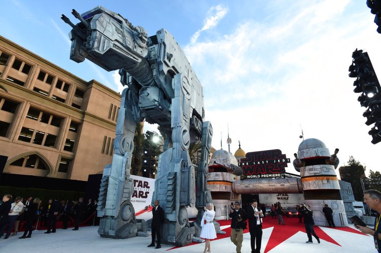 "Star Wars: The Last Jedi" debuted Saturday to a packed house in Los Angeles. 