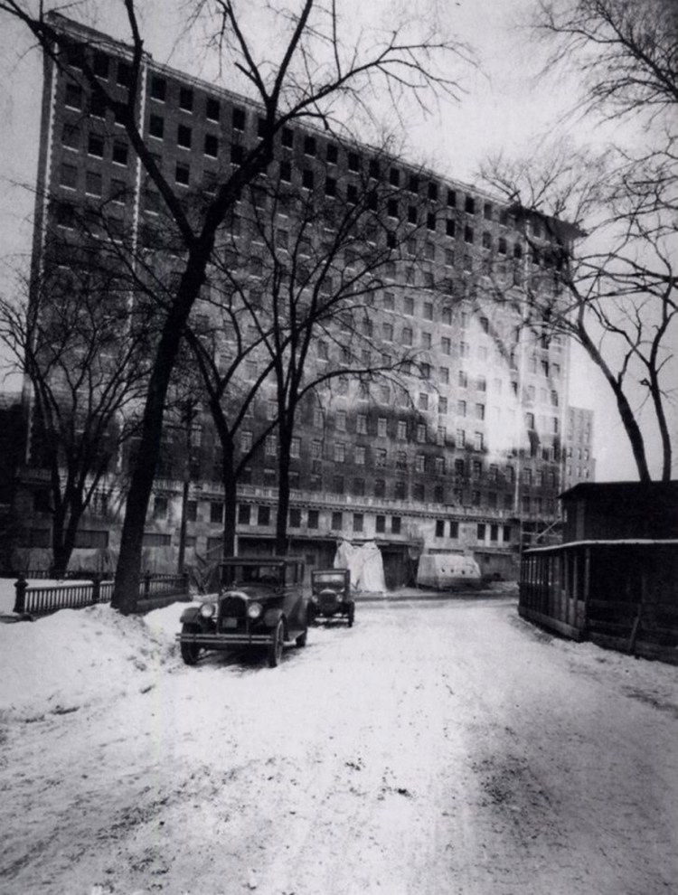 The prominent Portland hotel once known as the Eastland, seen in 1927, has always employed immigrants to do laundry and clean rooms, notes a reader who suggests that public art in the park next to the hotel could reflect "those workers and their history."