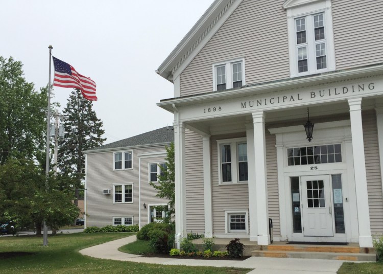 A reader says councilors meeting at South Portland City Hall illegally use executive sessions to hide deliberations from the public.