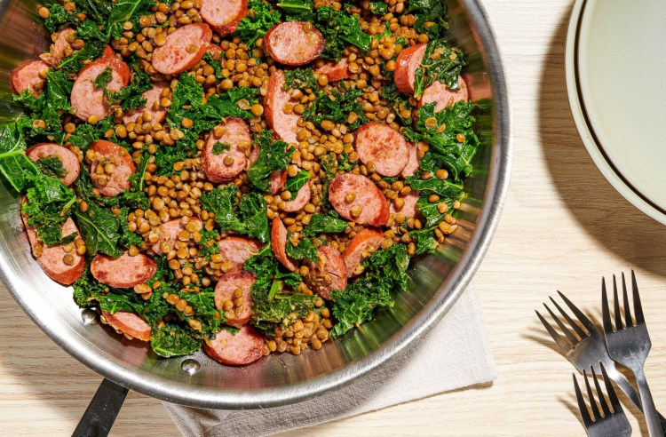 Skillet turkey kielbasa with lentils and kale 